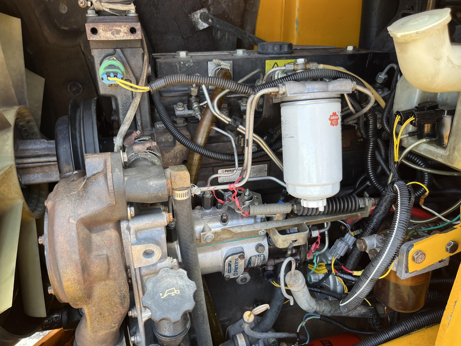 ./imagenes/INVOICE/2019/15507/JCB 214 SERIES 3 (2).JPG